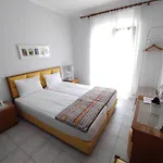 Ioli Aparthotel 4*