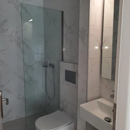 Ioli Aparthotel
