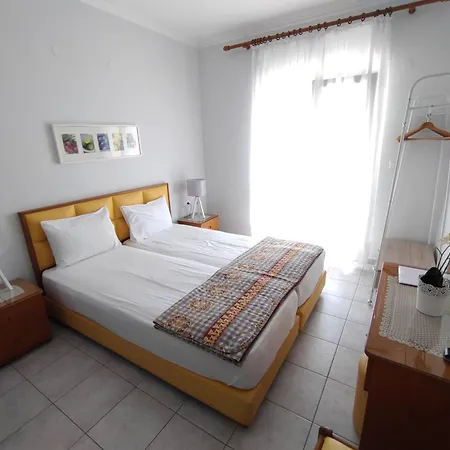 Ioli Aparthotel *