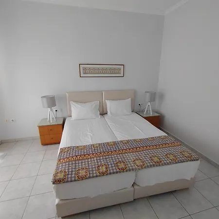 Aparthotel Ioli *