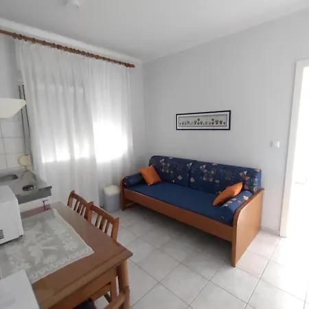 Aparthotel Ioli *