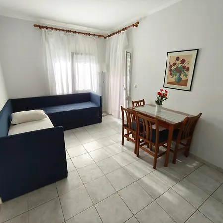 Ioli 4*